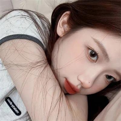 我想变成鸟,所以跳起来